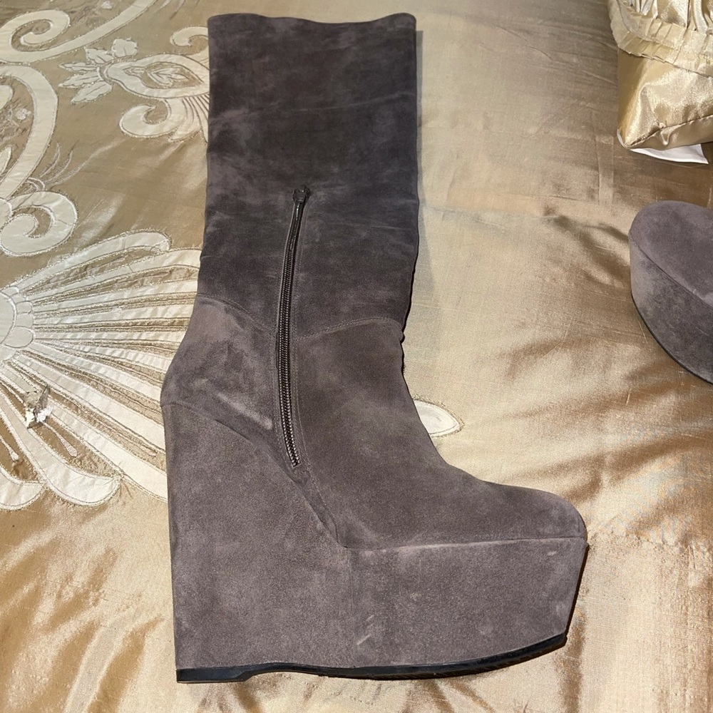 Stuart Weiztman Wedge Knee High Boots 8.5 - image 3